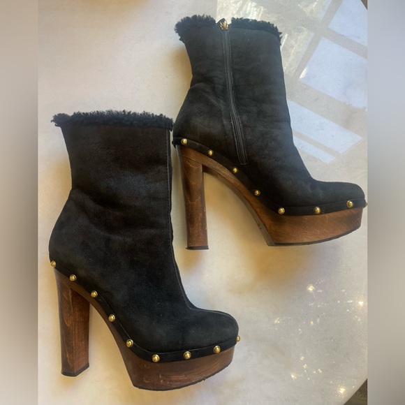 Gucci women’s Montana shearling boots, gold studs. Size 8, excellent condition - Picture 7 of 14